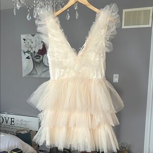 Fashion Nova Elegant Cream Tulle Dress large